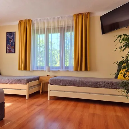Klinger - Nad Jazerom Guest house