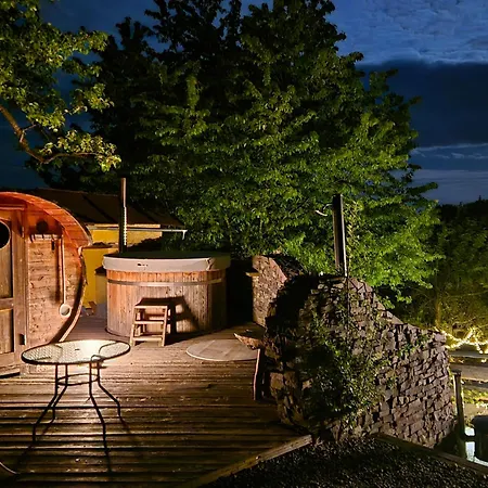 Klinger - Nad Jazerom 3*